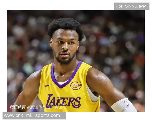 湖人快船各显神通布朗尼与本西分别扮演华子与约老师的精彩对决